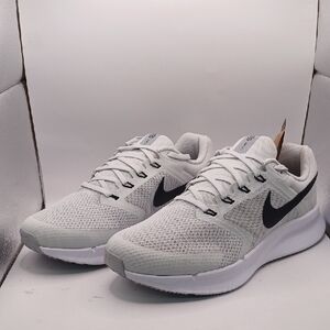 NEW Nike Run Swift 3 Wide Sneakera-Dust/Black/White Size M:9.5 W:11 US F29666005